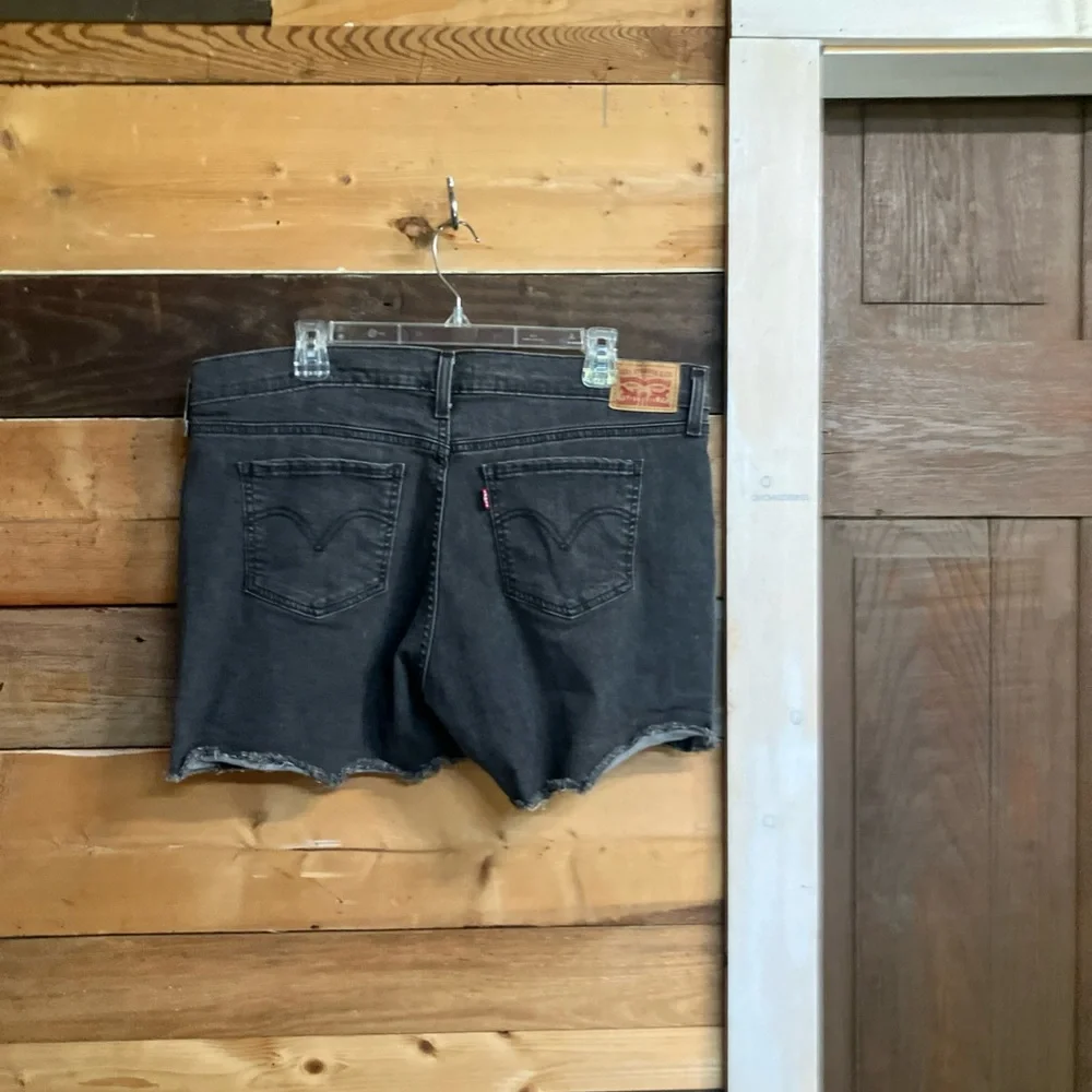 Levi's Black Jean Shorts Raw-Hem mid length shorts 34 - Picture 4 of 11